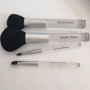 4 Ellen Tracy Makeup Brushes